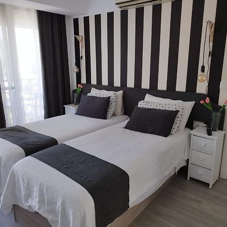 Apartament M1 403 Frontal Al Mar Vistas Terraza Y Wifi Benalmádena Zewnętrze zdjęcie