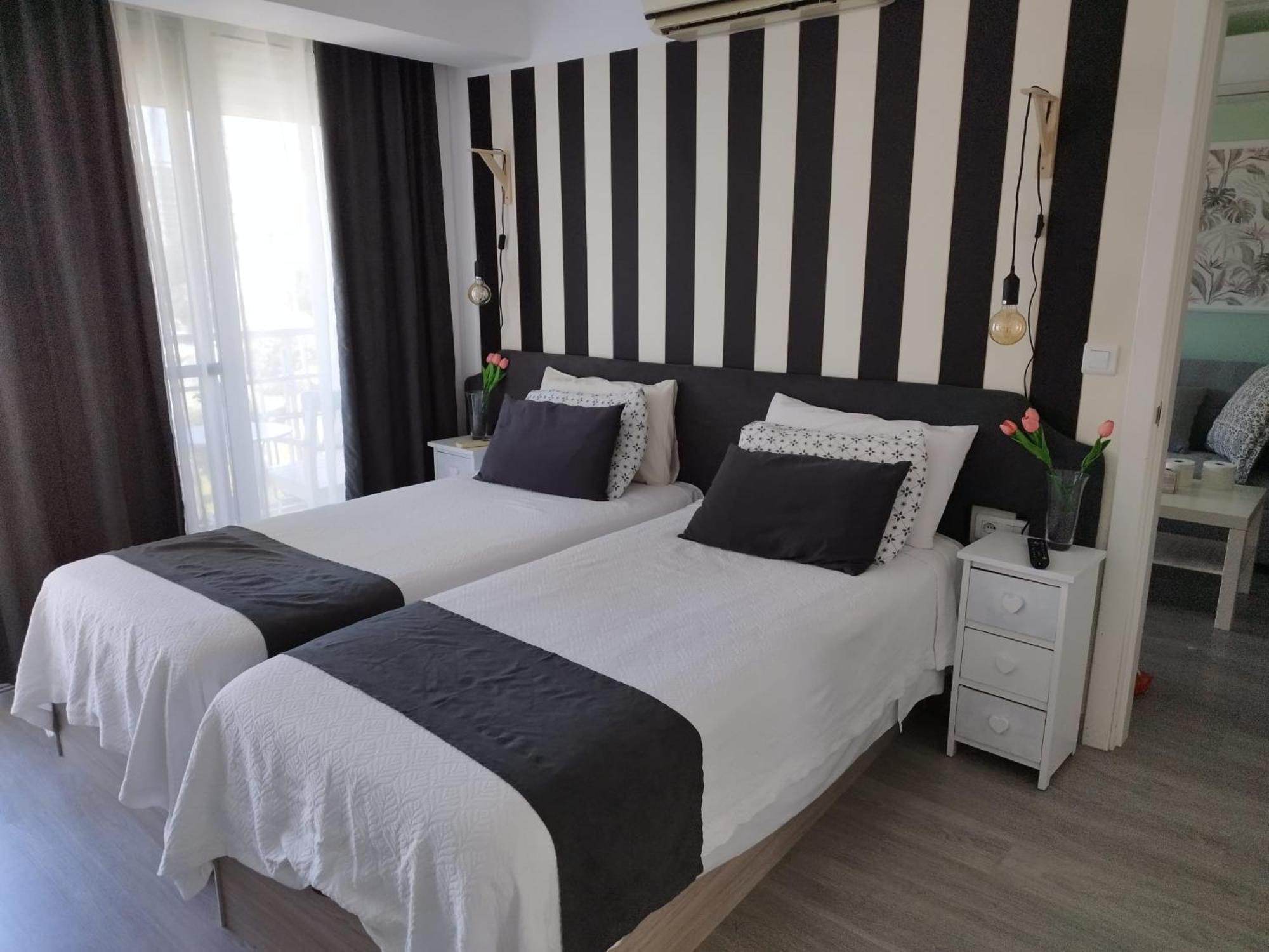 Apartament M1 403 Frontal Al Mar Vistas Terraza Y Wifi Benalmádena Zewnętrze zdjęcie